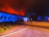 20181014141410_009: Foto: Požár skladu ve Svaté Kateřině způsobil škodu za 2,5 milionu korun