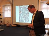 dscn5651: Pavel Soukup si připravil přednášku „Promluvy, plakáty, popěvky a posměšky v mediální kampani doby Husovy“