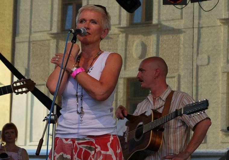 Na zábavném odpoledni zazpívá Irena Budweiserová