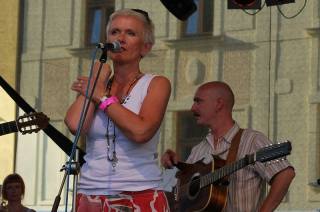 Na zábavném odpoledni zazpívá Irena Budweiserová