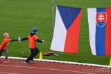 20181105093400_DSC_3615: Kutnohorští atleti absolvovali štafetu 100 km k výročí 100 let republiky