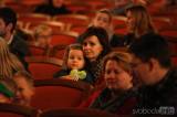 20181205205309_5G6H2810: Foto: V kutnohorském divadle si děti užily pohádku „Mikulášská vánočka“ s tradiční nadílkou