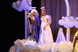 20181205205318_5G6H3063: Foto: V kutnohorském divadle si děti užily pohádku „Mikulášská vánočka“ s tradiční nadílkou