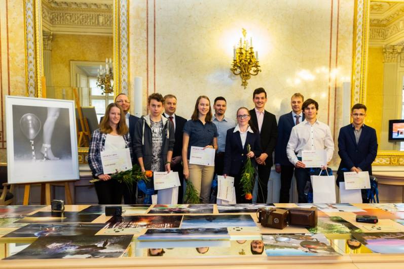 Student kutnohorské průmyslovky Vojtěch Karban převzal cenu v soutěži „Zachyť svoji SVOBODU“