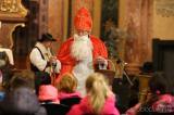 20181211173156_5G6H6685: Foto: Vánoční výstavu v kostele sv. Jana Nepomuckého dokresluje představení o lidových zvycích