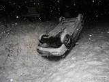 20181212094621_1: Dopravní nehoda na vrstvě sněhu si vyžádala lehké zranění