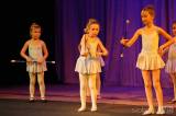 20181213215324_5G6H8281: Foto: Děti z kroužků kutnohorského DDM Dominik se představily v Tylově divadle
