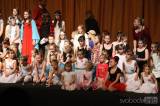 20181213215326_5G6H8401: Foto: Děti z kroužků kutnohorského DDM Dominik se představily v Tylově divadle