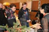 20181214152505_5G6H8874: Foto: Studenti čáslavské vyšší odborné školy nabízeli své produkty na veletrhu fiktivních firem