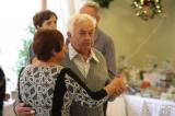 20181219205611_5G6H1034: Foto: Za seniory na poslední „Kavárničku“ v roce 2018 zavítaly děti z miskovické školky