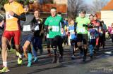 20181231135055_IMG_1578: Foto: Běžci si poslední den v roce zpestřili Silvestrovským během ve Svatém Mikuláši