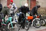 20190101191304_5G6H6300: Foto: Motorkáři z Čáslavi vyrazili do roku 2019 na mopedech