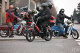 20190101191306_5G6H6323: Foto: Motorkáři z Čáslavi vyrazili do roku 2019 na mopedech