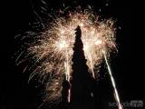 20190101214141_DSCN0879: Foto, video: Čáslaváci vítali rok 2019 novoročním ohňostrojem na Žižkově náměstí