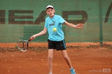 5g6h8633: Foto: V tenisovém turnaji mladších žáků na kurtech Sparty bojovaly čtyři desítky dětí
