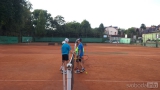 tenis13: Foto: V tenisovém turnaji mladších žáků na kurtech Sparty bojovaly čtyři desítky dětí