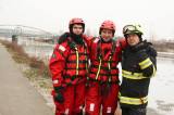 20190124123221_x-5672: Foto: Kolínští hasiči trénovali záchranu z probořeného ledu