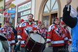 20190210164058_DSC_0426: Foto: Hokejové derby v regionu láká, fanoušci HC Čáslav vyrazili na stadion průvodem!