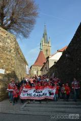 20190210164113_DSC_0513: Foto: Hokejové derby v regionu láká, fanoušci HC Čáslav vyrazili na stadion průvodem!