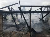 20190211183552_06-006: Foto, video: Při požáru usedlosti ve Vykáni byl vyhlášen druhý stupeň poplachu