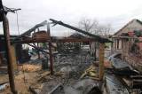 20190211183555_15-015: Foto, video: Při požáru usedlosti ve Vykáni byl vyhlášen druhý stupeň poplachu