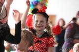 20190224161743_5G6H8343: Foto: Děti skotačily na karnevale v Křeseticích, soutěžily a tančily