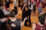 20190225105252_DSC_0048: Foto: Školní ples v Žehušicích opět roztančil zaplněnou tělocvičnu místní základní školy