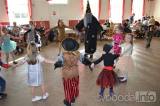 20190226232936_DSC_0122: Foto: Děti na tupadelském karnevale pobavil čaroděj Emča!