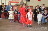 20190226232939_DSC_0184: Foto: Děti na tupadelském karnevale pobavil čaroděj Emča!
