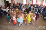 20190226232940_DSC_0214: Foto: Děti na tupadelském karnevale pobavil čaroděj Emča!
