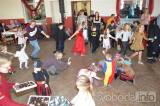 20190226232942_DSC_0265: Foto: Děti na tupadelském karnevale pobavil čaroděj Emča!