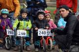 20190413121954_IMG_6419: Foto: Na Kmochově ostrově odstartoval seriál dětských cyklistických závodů Cyklotour Kolín 