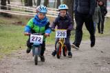 20190413121955_IMG_6430: Foto: Na Kmochově ostrově odstartoval seriál dětských cyklistických závodů Cyklotour Kolín 