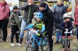 20190413122001_IMG_6456: Foto: Na Kmochově ostrově odstartoval seriál dětských cyklistických závodů Cyklotour Kolín 