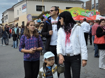 Foto, video: Prodloužený víkend ve Světlé zpříjemnila tradiční Svatováclavská pouť