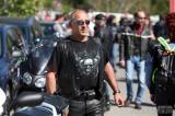 20190421144203_5G6H4903: Foto, video: Kutnohorští motorkáři Royal Riders zahájili sezonu tradičním pozdravem pouti