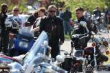 20190421144215_5G6H5108: Foto, video: Kutnohorští motorkáři Royal Riders zahájili sezonu tradičním pozdravem pouti