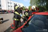 20190502122753_5G6H0475: Foto: Svou práci na základně kutnohorských hasičů předvedli také letečtí záchranáři