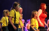 img_54602: Foto: Žáci devátých tříd ZŠ Žižkov se rozloučili při školní akademii v kutnohorském Tylově divadle
