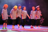 img_56522: Foto: Žáci devátých tříd ZŠ Žižkov se rozloučili při školní akademii v kutnohorském Tylově divadle