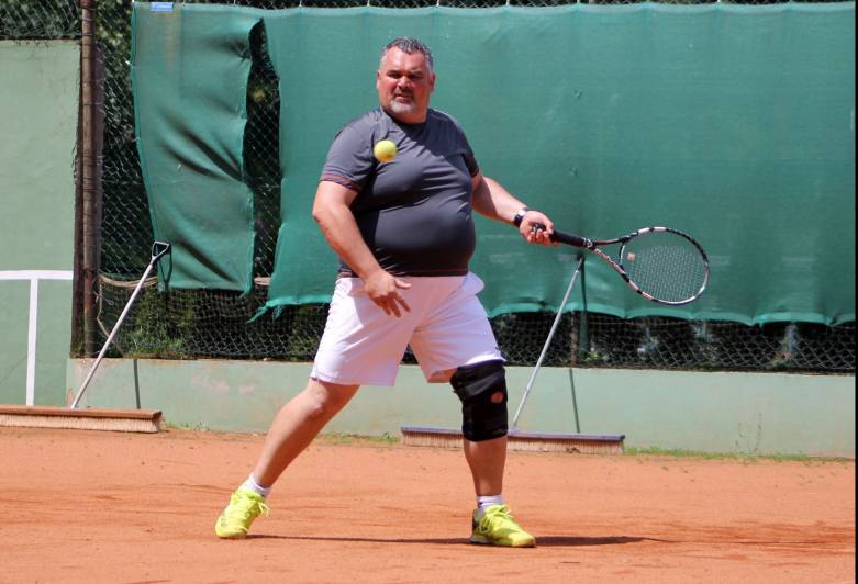 Foto: Tenisové dvorce v Čáslavi hostily turnaj ve čtyřhře mužů i žen