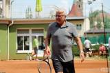 20190603124454_IMG_0621: Foto: Tenisové dvorce v Čáslavi hostily turnaj ve čtyřhře mužů i žen