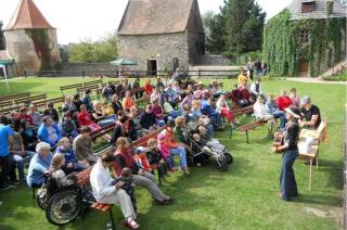Na zahradě čáslavské Diakonie přivítají léto bohatým programem
