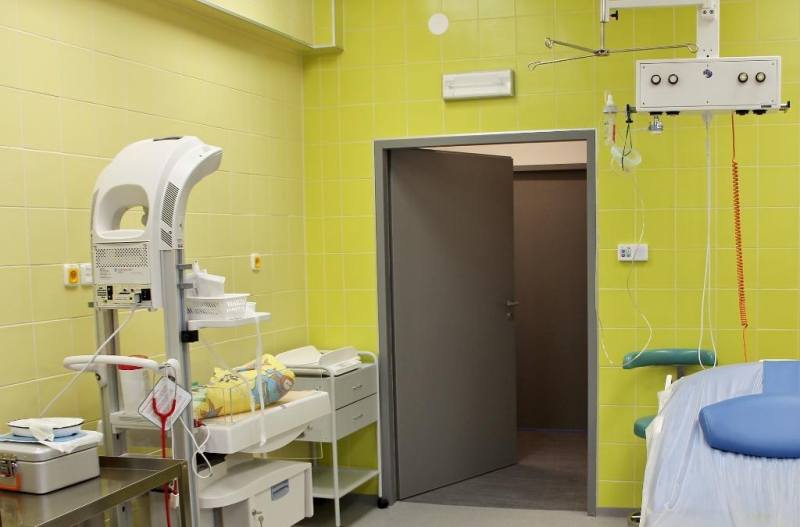 Kraj přispěje částkou 10 milionů korun na rekonstrukci části gynekologického oddělení v Kolíně