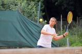 20190706135527_IMG_1484: Foto: Fotbaloví rozhodčí, delegáti a funkcionáři se potkali na tenisovém turnaji OFS Kutná Hora