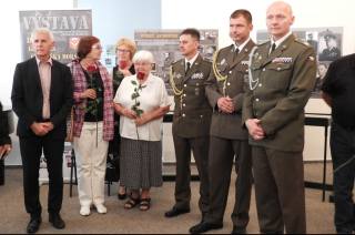 Vernisáží zahájili putovní výstavu u příležitosti 124. výročí narození generála Františka Moravce