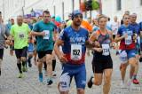 20190810110453_IMG_2929: Foto: Na start Dačického dvanáctky se postavilo přes tři stovky běžců!