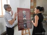 20190826090650_5: Foto, video: V čáslavské synagoze v sobotu začala výstava Kláry Horáčkové „Kameny času Izraele“