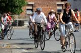 20190831153131_5G6H2854: Foto: Letní prázdniny zakončili ze sedel historických bicyklů, letos si připomněli Závod míru!
