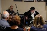 20190922210814_DSCF6238: Foto: Evropské turné americký bluesman David Evans zakončil v Blues Café Kutná Hora